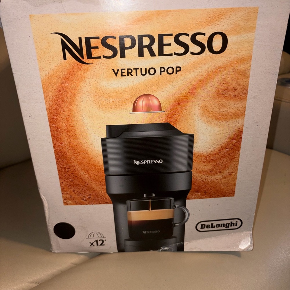 Nespresso Vertuo Pop DeLonghi Coffee Machine in Black
